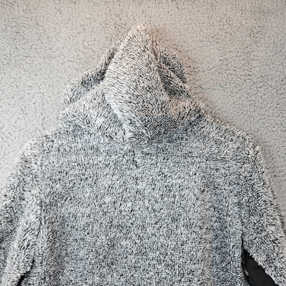 Outdoor Collection By International 26 Mixed Media Faux Sherpa Nylon Hooded - Picture 9 of 10